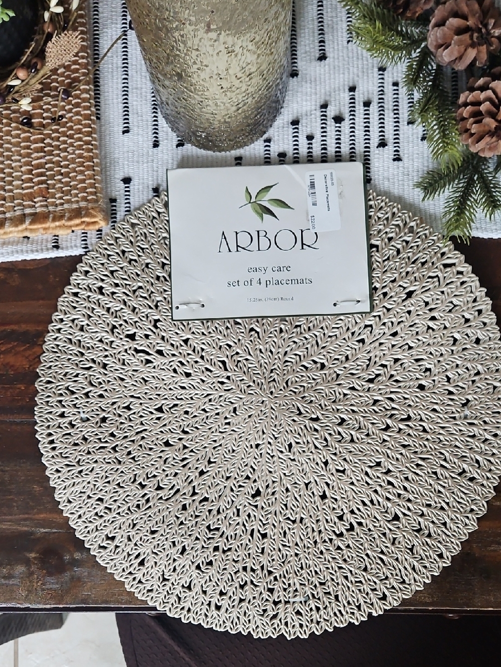 Beautifully Designed Placemats - set of 4 (NWT)